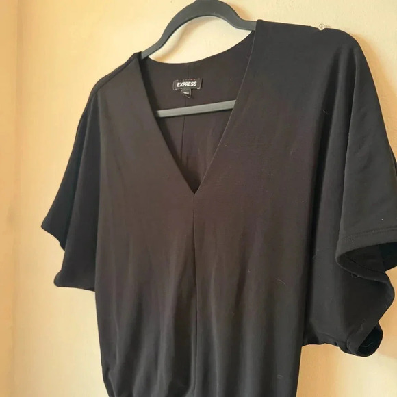 Express | Black V-Neck Flowy Dolman Sleeve Soft Stretchy Bodysuit - XS fits 4-6 - Picture 3 of 6